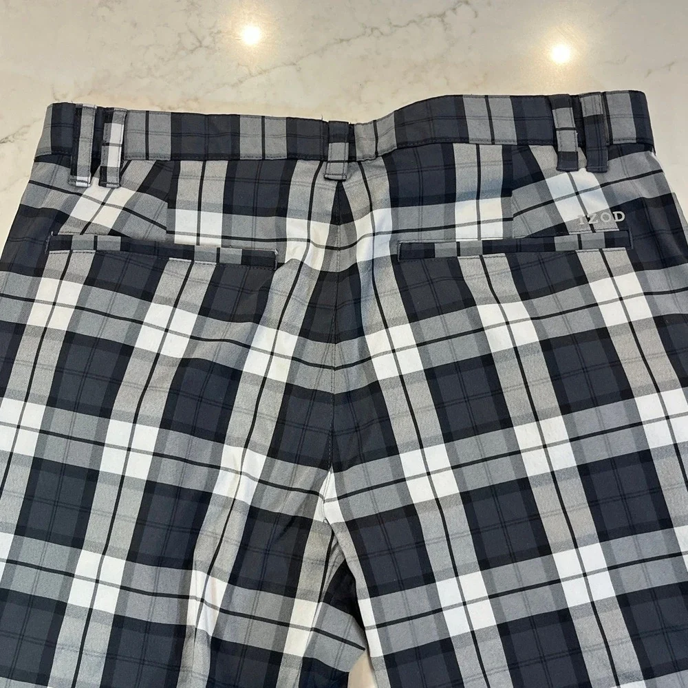 IZOD Golf Pants Mens 34x32 Black Gray Plaid Flat Front Preppy‎ Classic Bold